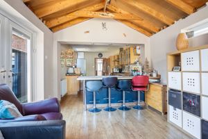 Photo 18- click for photo gallery